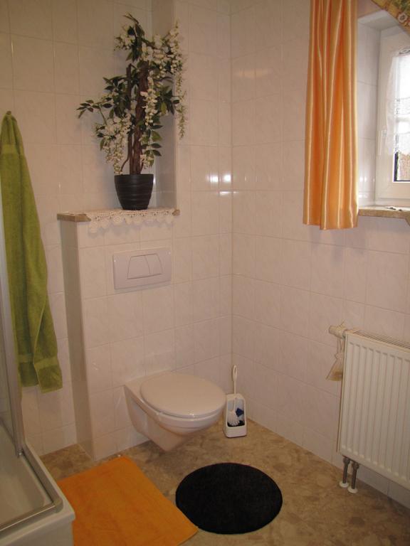 Stollenklause Apartment Hormersdorf  Phòng bức ảnh