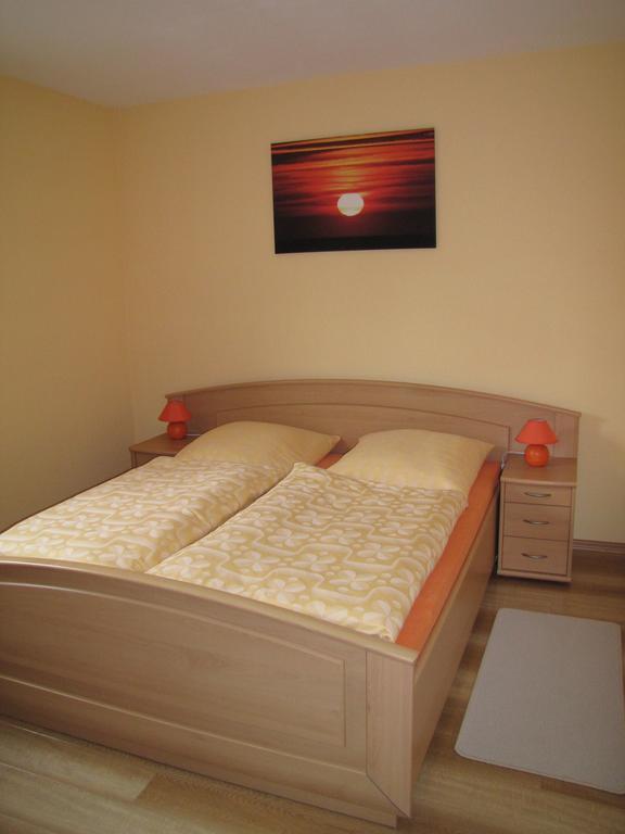 Stollenklause Apartment Hormersdorf  Phòng bức ảnh
